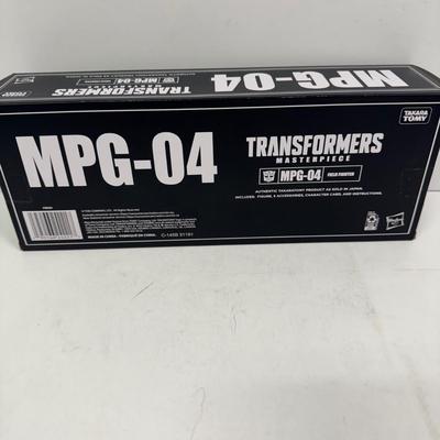 LOT 120: Takara Tomy Transformers Masterpiece Toy
