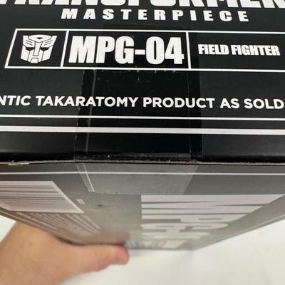 LOT 120: Takara Tomy Transformers Masterpiece Toy