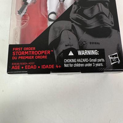 LOT 171: Hasbro Star Wars Black Series, Various Figures