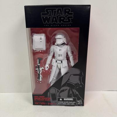 LOT 171: Hasbro Star Wars Black Series, Various Figures
