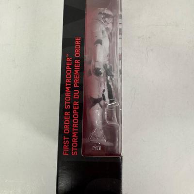 LOT 172: Hasbro Star Wars Black Series, Various Figures