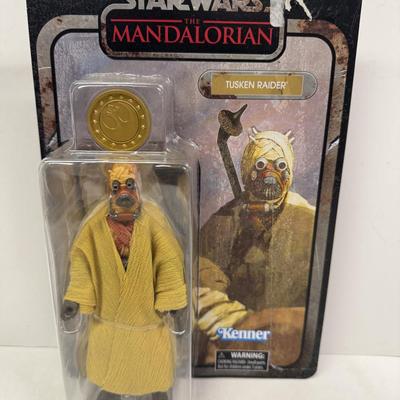 LOT 174: Hasbro Star Wars Black Series Various Figures, including Boba Fett & More!