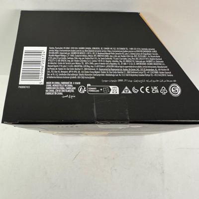 LOT 174: Hasbro Star Wars Black Series Various Figures, including Boba Fett & More!