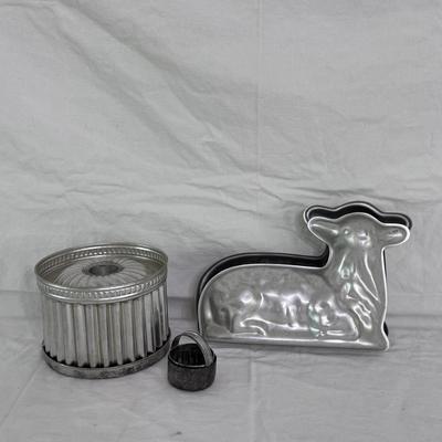 Vintage Aluminum Cake Molds (K-DZ)