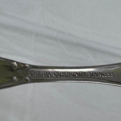 WM Oneida ‘Mansfield’ Amadeus Stainless Flatware and More (DR-DZ)