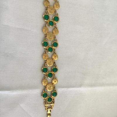 Green Glass Gold Tone Disk Bracelet