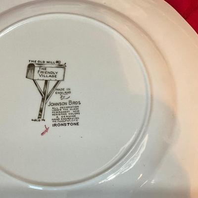 Johnson Brothers, (made in England) 10in Dinner Plates, total of 10