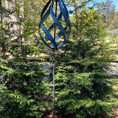 LOT 65: Metal Wind Catcher/Spinner Lawn Decoration