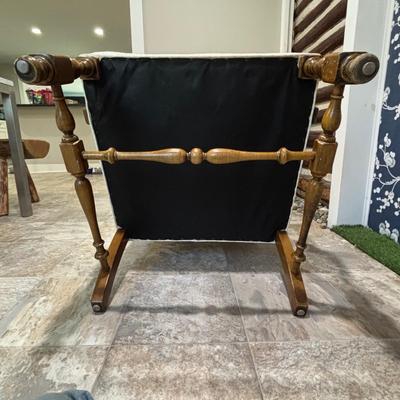 LOT 84: Ethan Allen Accent Chair