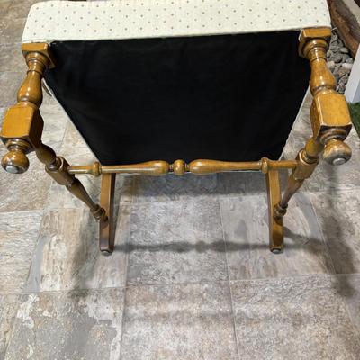 LOT 84: Ethan Allen Accent Chair