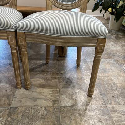 LOT 87: Upholstered Country Chairs (5)