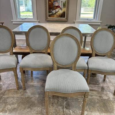 LOT 87: Upholstered Country Chairs (5)