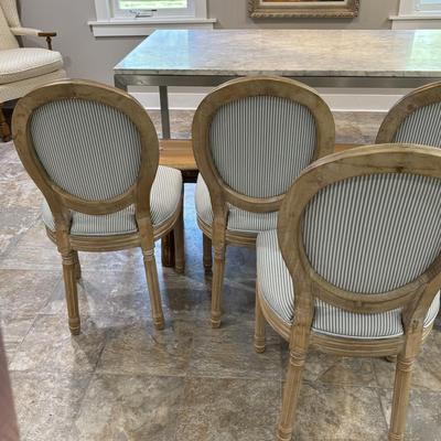 LOT 87: Upholstered Country Chairs (5)