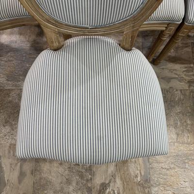 LOT 87: Upholstered Country Chairs (5)