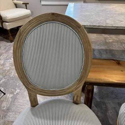 LOT 87: Upholstered Country Chairs (5)