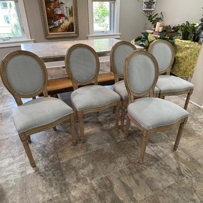 LOT 87: Upholstered Country Chairs (5)