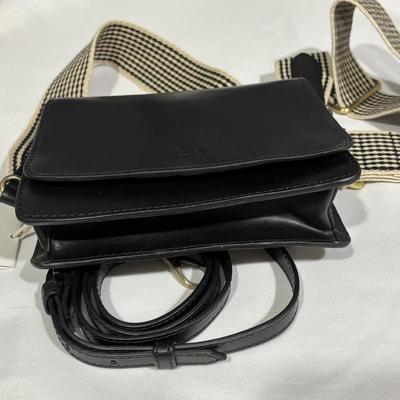 LOT 93: O My Bag Sustainable Black Leather Purse Organic Cotton Lining a