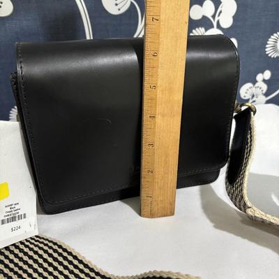 LOT 93: O My Bag Sustainable Black Leather Purse Organic Cotton Lining a