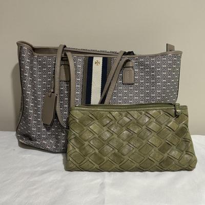 LOT 101: Tory Burch Leather and Cloth Purse and Ava Rose Green Clutch Bag