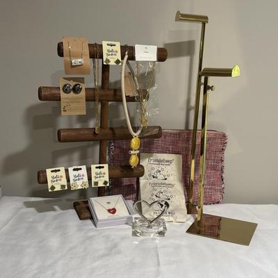 LOT 102: Fashion Jewelry Many with Tags, Jewelry Display Stand, Purse Holders, Pandora Ring Holder