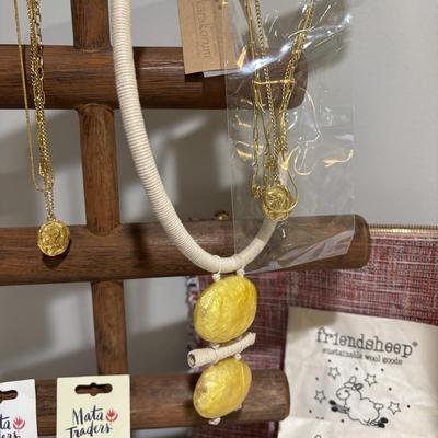LOT 102: Fashion Jewelry Many with Tags, Jewelry Display Stand, Purse Holders, Pandora Ring Holder