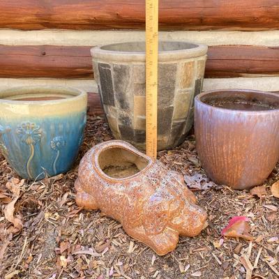 LOT 113: Assortment of Ceramic Planters