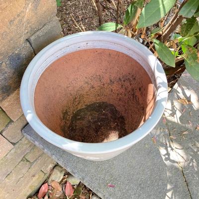 LOT 114: Assortment of Ceramic/Clay Planters