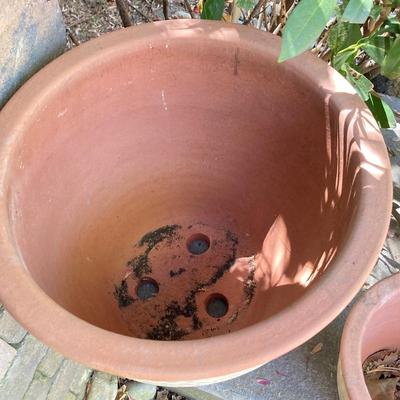 LOT 114: Assortment of Ceramic/Clay Planters
