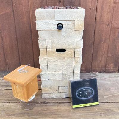 LOT 124: Bond Mfg Propane Fire Pit, Wood Bee Catcher and Patio Umbrella Light