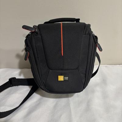 LOT 140: Nikon D3200 Digital Camera and Case