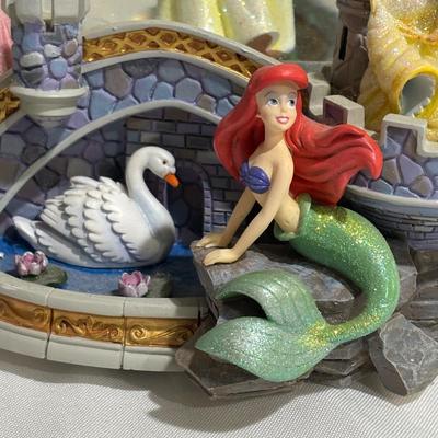 LOT 141: Disney Princesses - Snow White Snow Globe Music Box with Cinderella, Sleeping Beauty, Bell and The Little Mermaid