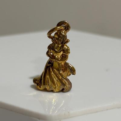 LOT::143: Lenox Disney’s Snow White and Bashful Trinket Boxes with Trinkets/Charms and Mirrored Display Shelf