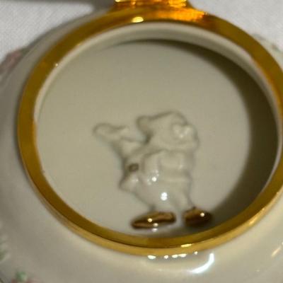 LOT 144: Disney Snow White and the Seven Dwarfs Collection Trinket /Treasure Boxes - The Evil Queen with COA, Grumpy and Doc with Golden...