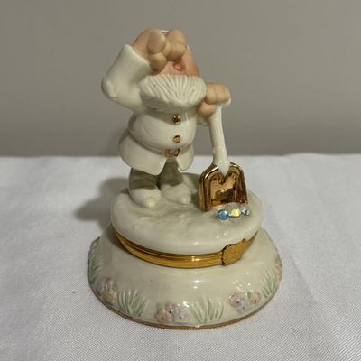 LOT 145: Disney Snow White and the Seven Dwarfs Collection Trinket /Treasure Boxes, Happy with COA, Sleep and Hag/Witch, All have Golden...