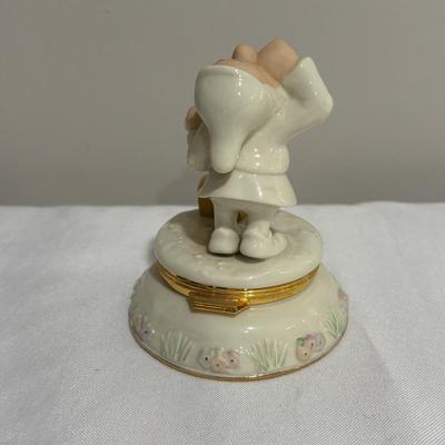 LOT 145: Disney Snow White and the Seven Dwarfs Collection Trinket /Treasure Boxes, Happy with COA, Sleep and Hag/Witch, All have Golden...