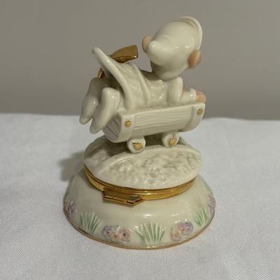 LOT 146: Disney Snow White and the Seven Dwarfs Collection Trinket /Treasure Boxes Prince Charming with COA, Dopey and Sleepy all with a...