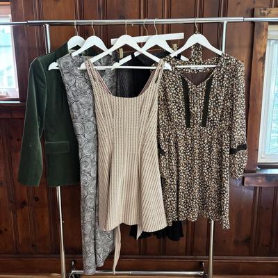 LOT 151: Cali Paris Floral Brown Top, Krarkorum Black and White Dress, J Crew Green Velvet Blazer, Anthropologie Mini Dress and More