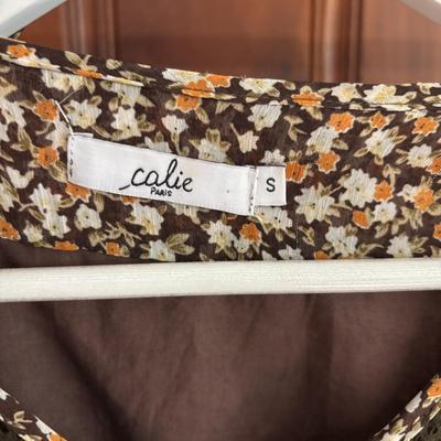 LOT 151: Cali Paris Floral Brown Top, Krarkorum Black and White Dress, J Crew Green Velvet Blazer, Anthropologie Mini Dress and More