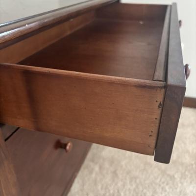 LOT 156: Fiing/Storage Cabinet