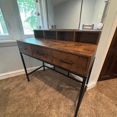 LOT 162: Rustic Vanity w/Press on Lights * Stool