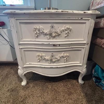 LOT 181: Shabby Chic Nightstand & Lamp