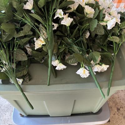 LOT 185: Shepards Hooks & 4 Hanging Cone Baskets & Faux Hanging Flowers