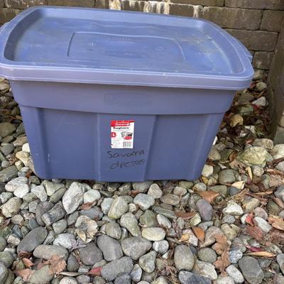 LOT 188: Wilton Cake Pans, Wooden Crated, Rubbermaid Tote & More