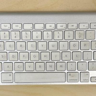 Apple A1314 Wireless Keypad