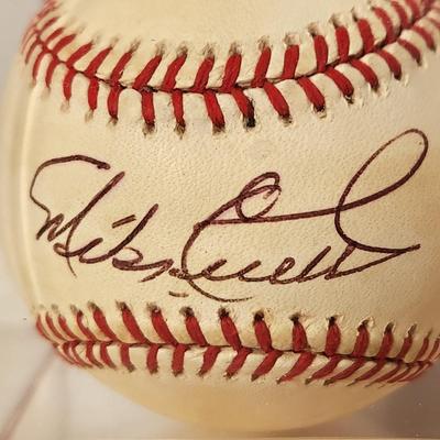 Lot of 4 OMLB Signed Autographed Baseballs Mike Cuellar Ron Hansen Ryne Duren, Storm Davis