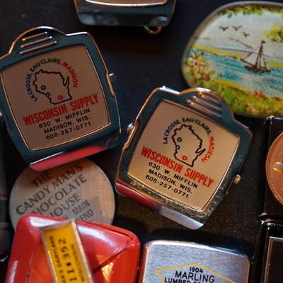 GROUPING OF VINTAGE MADISON ADVERTISING MAGNET CLIPS, GOLF PENCILS MORE