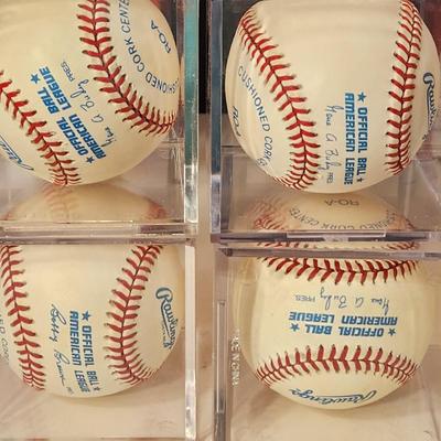 Lot of 4 OMLB Signed Autographed Baseballs Jeff Reboulet , Jamie Moyer, Arthur Rhodes, David Wells