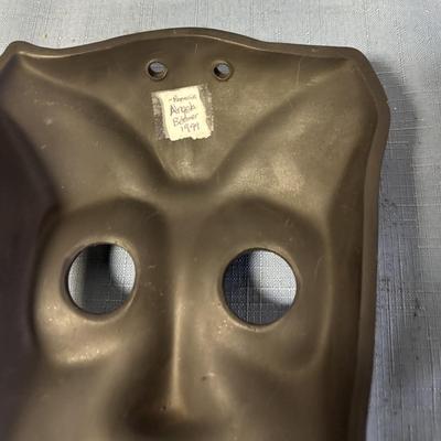 Black Ceramic Face Mask
