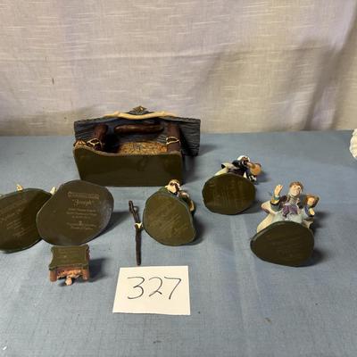 Hawthorne Village Nativity