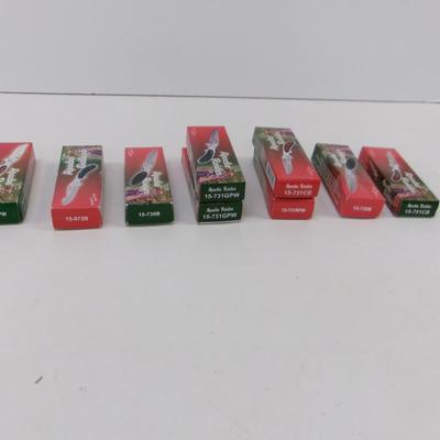 Set of 9 New Apache Raider Pocket Knives #28